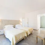 Parosland Hotel Alikí