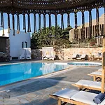 Parosland Hotel