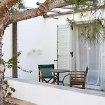 Parosland Hotel Alikí