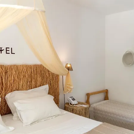 Parosland Hotel 4*