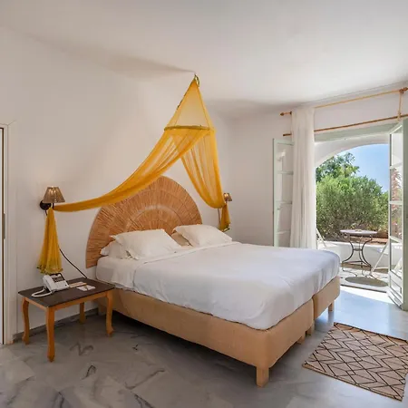 Parosland Hotel 4*