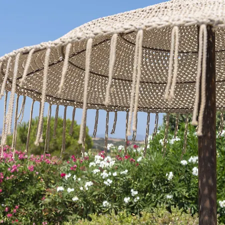 Parosland Hotel 4*